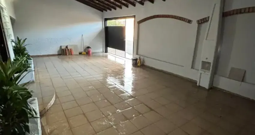 Vende-se casa no jd araruna 3 dormitórios sendo 1 suíte cozinha americana moderna garagem para 3 carros