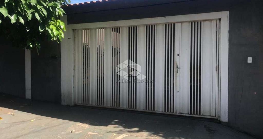 Casa à venda no Jardim Castelo Branco, 3 quartos, 2 vagas.