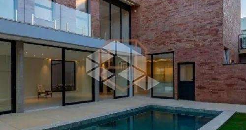 Casa em  Condomínio à Venda com 484 m² 4 suítes, 6 vagas  Condomínio Alphaville3