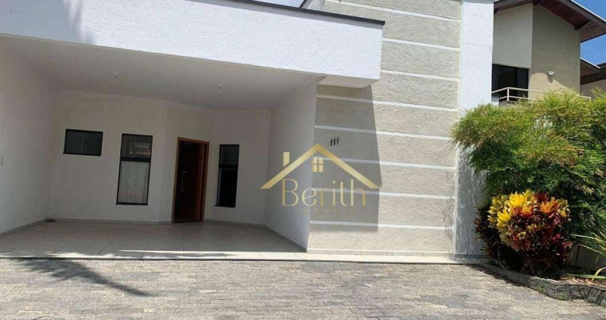 Village com 3 dormitórios à venda, 210 m² por R$ 960.000,00 - Esplanada Independência - Taubaté/SP