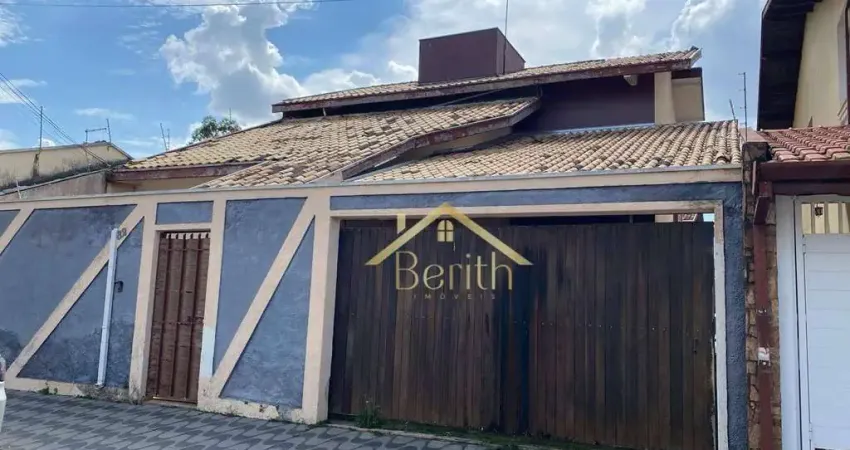 Casa com 4 dormitórios à venda, 322 m² por R$ 620.000 - Campos Elíseos - Taubaté/SP