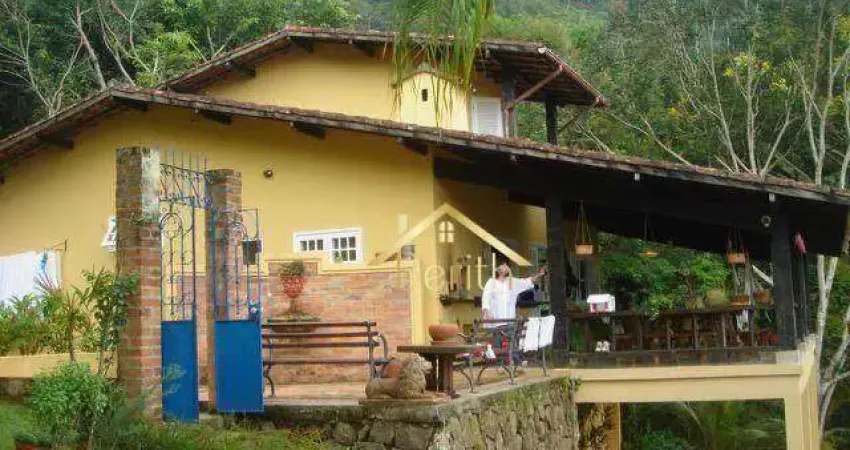 Sobrado com 7 dormitórios à venda, 184 m² por R$ 1.500.000,00 - Fortaleza - Ubatuba/SP