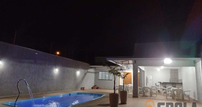 Edícula para Venda em Campo Mourão, Jardim Santa Rosa, 1 dormitório, 2 banheiros