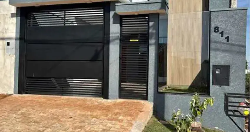 Casa para Venda em Campo Mourão, Jardim Ipanema, 3 dormitórios, 1 suíte, 2 banheiros, 1 vaga