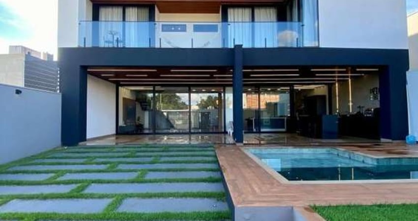Sobrado para Venda em Campo Mourão, Jardim Residencial do Lago, 3 dormitórios, 3 suítes, 4 banheiros, 6 vagas