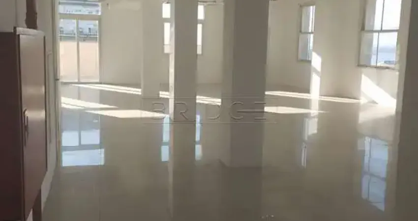 Sala comercial para alugar na Avenida Borges de Medeiros, 261, Centro Histórico, Porto Alegre