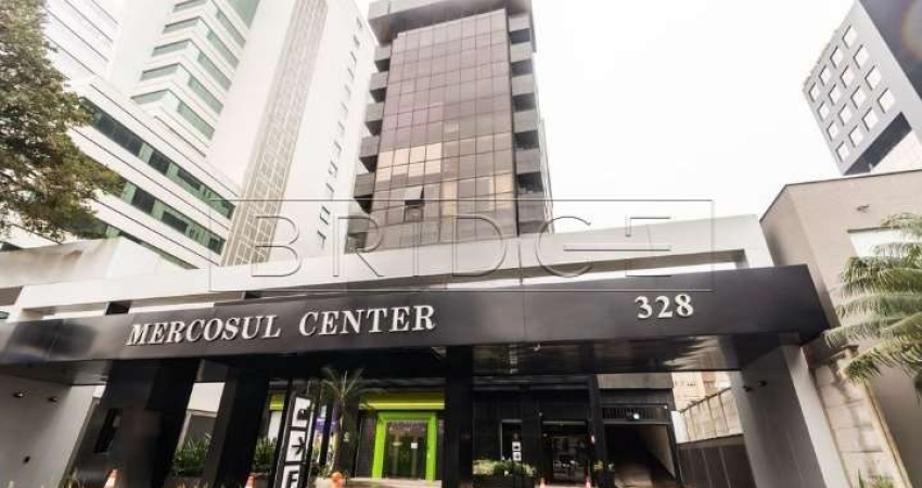 Sala comercial com 1 sala para alugar na Avenida Carlos Gomes, 328, Boa Vista, Porto Alegre