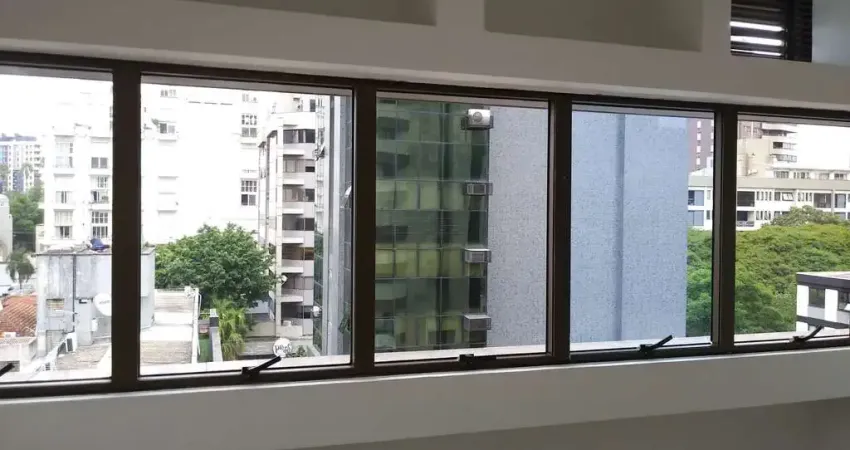 Sala comercial para alugar na Rua Padre Chagas, 185, Moinhos de Vento, Porto Alegre
