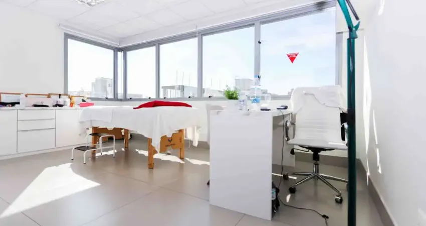Sala comercial para alugar na Rua Conde de Porto Alegre, 545, Floresta, Porto Alegre