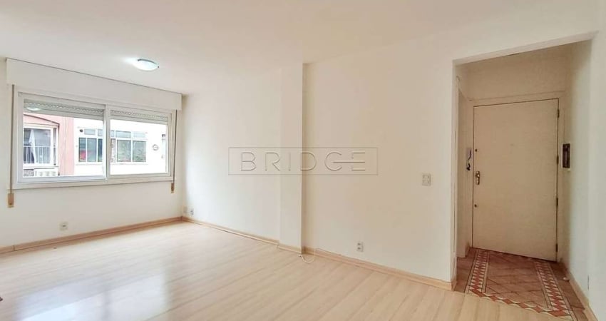 Apartamento com 2 quartos para alugar na Avenida Coronel Lucas de Oliveira, 2786, Petrópolis, Porto Alegre