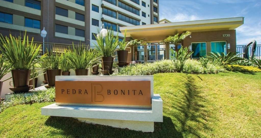 Apartamento com 3 quartos para alugar na Avenida da Cavalhada, 5980, Cavalhada, Porto Alegre