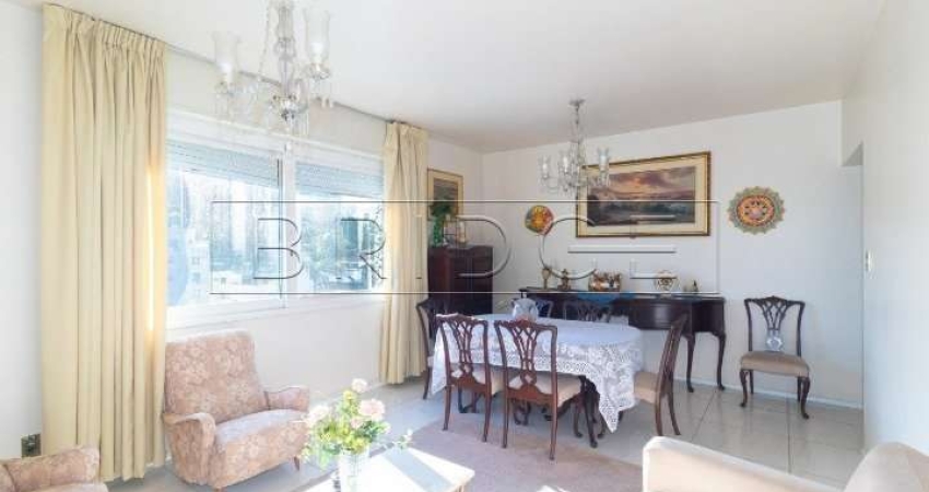 Apartamento com 3 quartos para alugar na Rua Coronel Paulino Teixeira, 423, Rio Branco, Porto Alegre