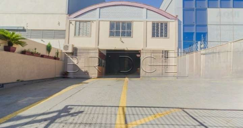Barracão / Galpão / Depósito com 1 sala para alugar na Avenida Doutor Carlos Barbosa, 50, Azenha, Porto Alegre