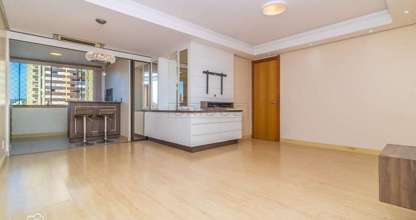 Apartamento com 3 quartos para alugar na Rua Comendador Rodolfo Gomes, 631, Menino Deus, Porto Alegre
