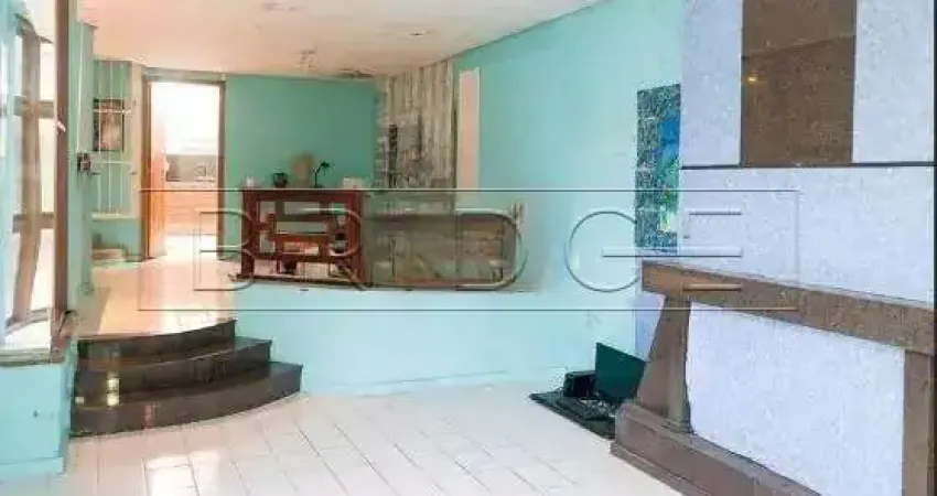 Casa em condomínio fechado com 3 quartos para alugar na Rua Matias José Bins, 1609, Chácara das Pedras, Porto Alegre
