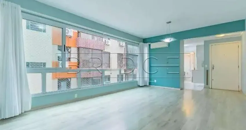 Apartamento com 3 quartos para alugar na Rua Dona Gabriela, 263, Menino Deus, Porto Alegre