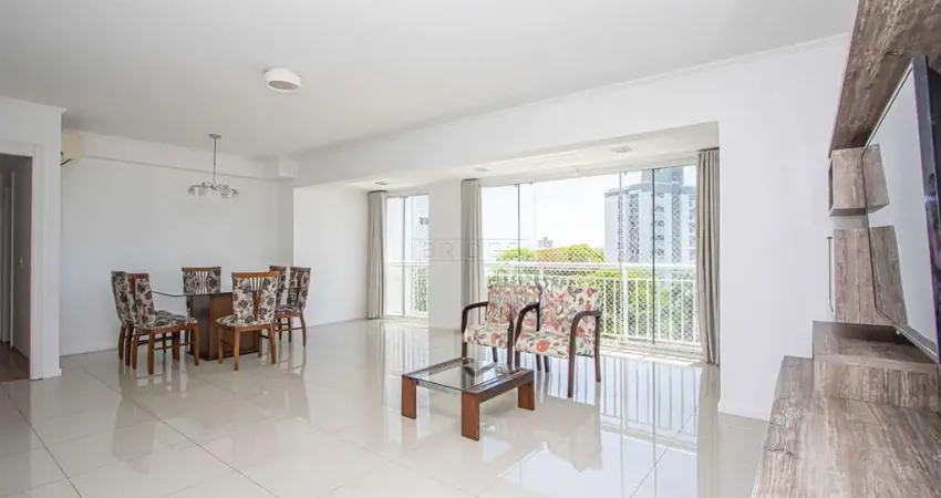 Apartamento com 3 quartos para alugar na Rua Doutor João Satt, 25, Jardim Europa, Porto Alegre