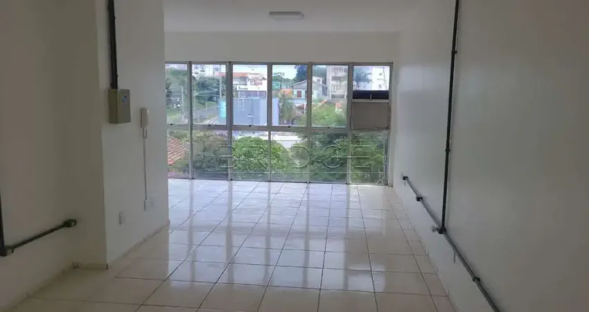 Sala comercial para alugar na Avenida João Wallig, 168, Passo da Areia, Porto Alegre