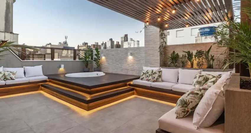 Cobertura com 2 quartos para alugar na Avenida Alegrete, 391, Petrópolis, Porto Alegre