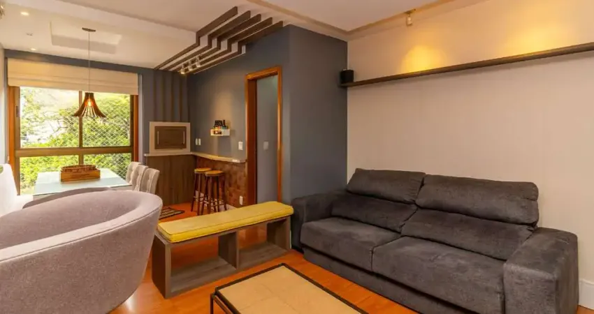 Apartamento com 3 quartos para alugar na Rua Riveira, 520, Petrópolis, Porto Alegre