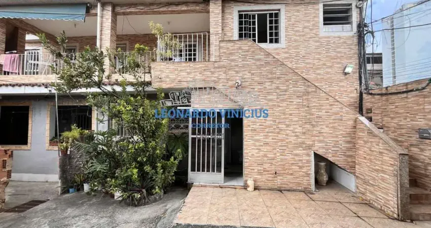 Casa para Locação em São João de Meriti, Vila Rosali, 1 dormitório, 1 suíte, 1 banheiro