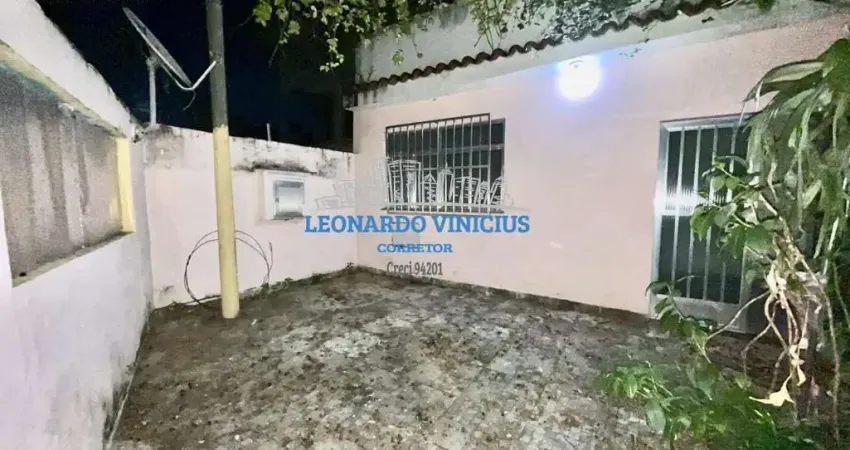 Casa para Locação em Mesquita, BNH, 2 dormitórios, 1 banheiro, 1 vaga