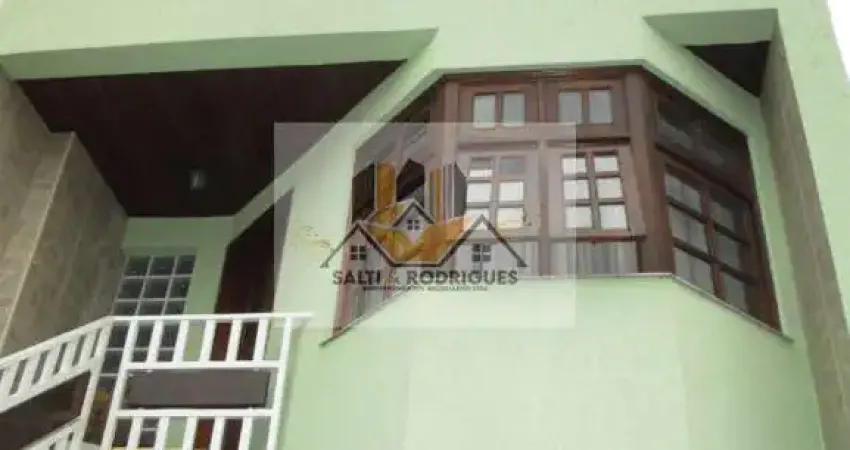 “lindo sobrado à venda no nova petrópolis – conforto, estilo e localização privilegiada'