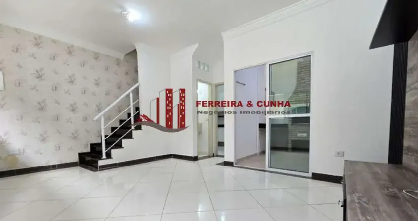 Casa em condomínio fechado com 3 quartos para alugar na Rua Comprida, --, Vila Mazzei, São Paulo
