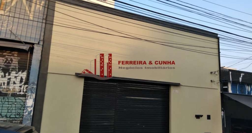 Salão comercial 100m² para locação no bairro Santana.