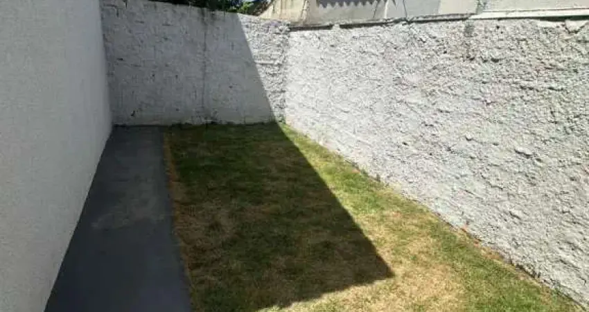 Casa com 2 quartos para alugar na Rua 3, sn, Santo Hilário Expansão, Goiânia