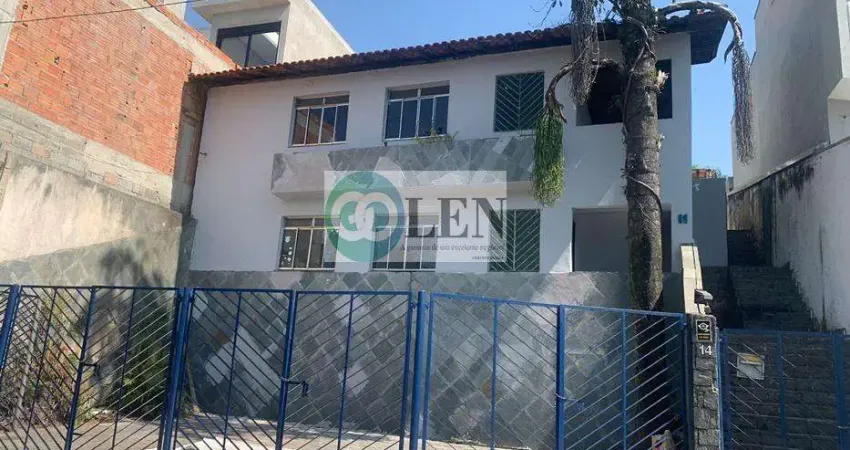 Casa para Venda em Arujá, Nossa Senhora do Carmo, 3 dormitórios, 1 suíte, 3 banheiros, 3 vagas