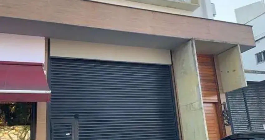 Salão Comercial para Locação em Arujá, Barbosas, 2 banheiros, 1 vaga