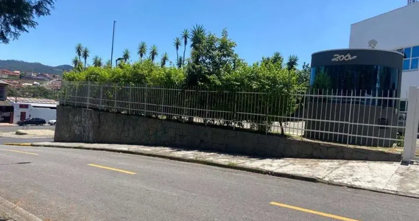 Galpão para Locação em Mogi das Cruzes, Cézar de Souza, 1 dormitório, 1 suíte, 6 banheiros, 10 vagas