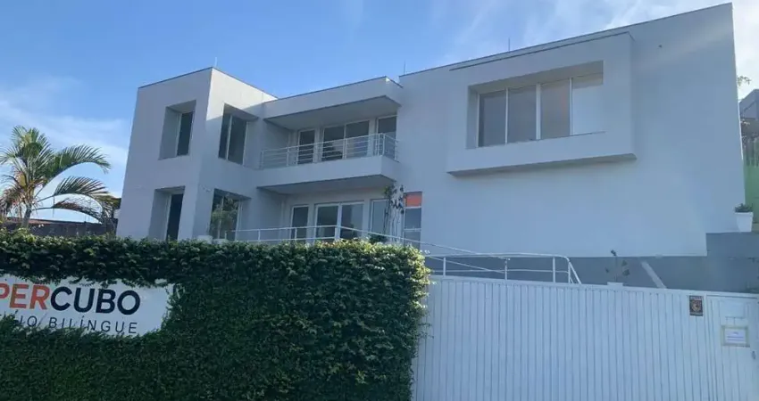 Prédio para Locação em Arujá, Nossa Senhora do Carmo, 14 dormitórios, 6 banheiros, 18 vagas