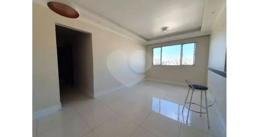 Apartamento à Venda no Mandaqui – 2 Dormitórios, 1 Suíte, 1 Vaga – Condomínio Três Américas