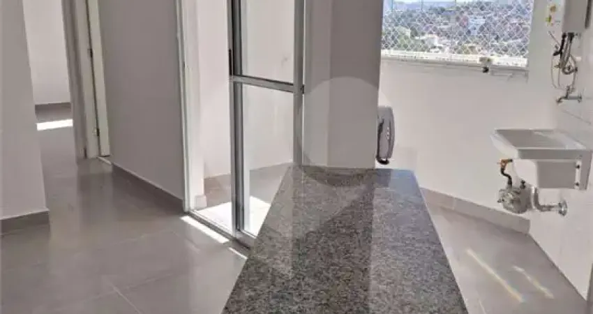 Apartamento Reformado com 2 Dormitórios Próximo ao Horto Florestal – Lazer Completo