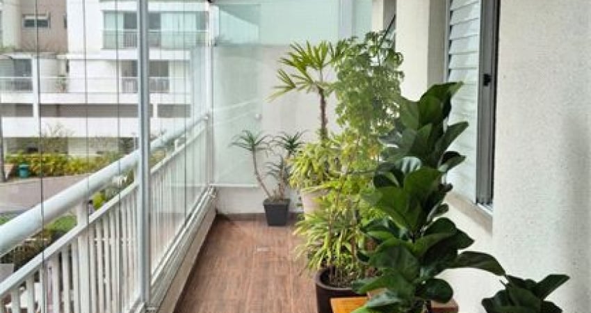 Apartamento Garden de 96m² em um Condomínio Club situado entre os tradicionais bairros da Barra Funda e Bom Retiro.