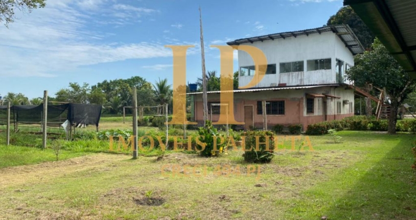 Vende-se Sítio, Casa 2 andares, 4 suítes, com viveiros e arborizado, no Rio Preto da Eva, Amazonas