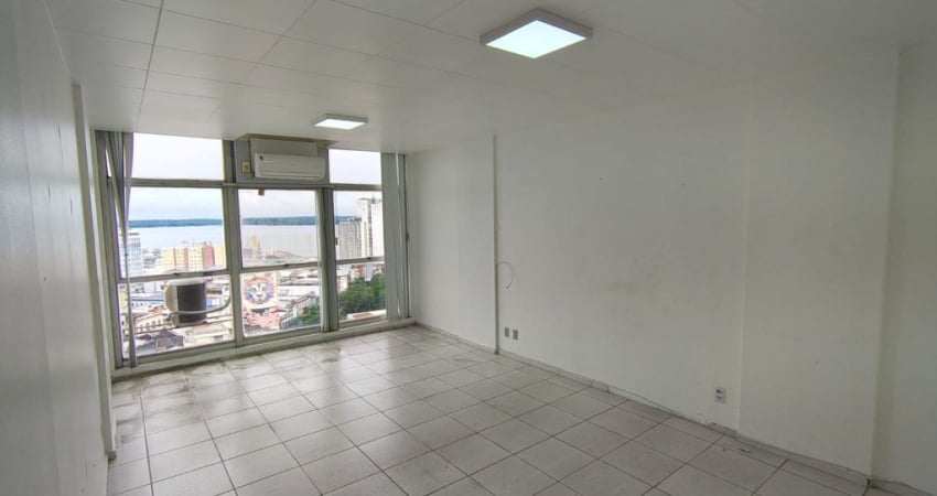 Aluga-se Sala Comercial no Ed. Manaus Shopping Center, no 17º andar, Centro, Manaus