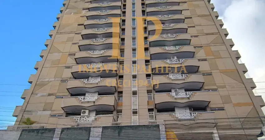 Aluga-se Anaira, 4 quartos, 3 vagas na garagem, 11º andar, Centro