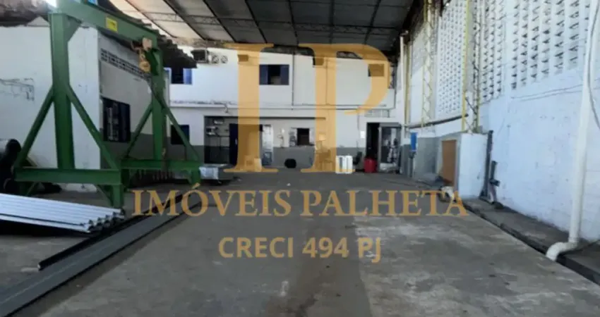 Aluga-se Galpão 650m², com mezanino, escritório, na Raíz.