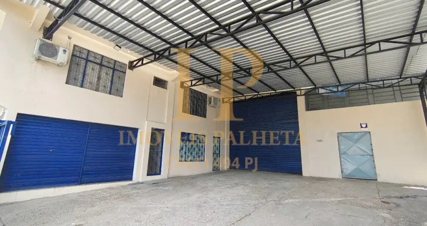 Barracão / Galpão / Depósito com 3 salas para alugar na Rua Leopoldo Carpinteiro Péres, 1220, Petrópolis, Manaus