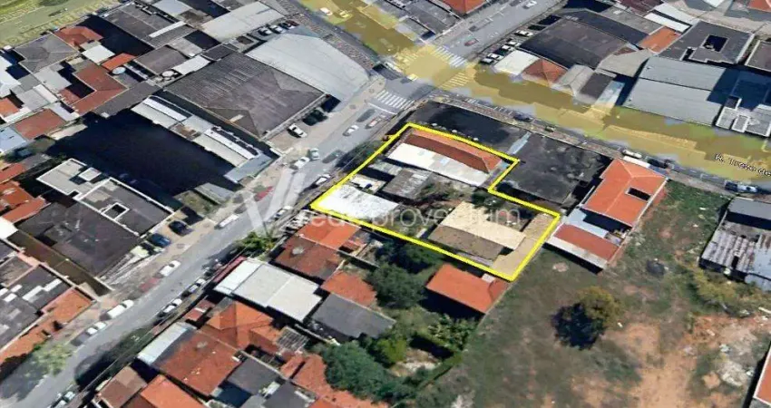 Terreno à venda na Avenida Independência, 285/263, Vila Olivo, Valinhos