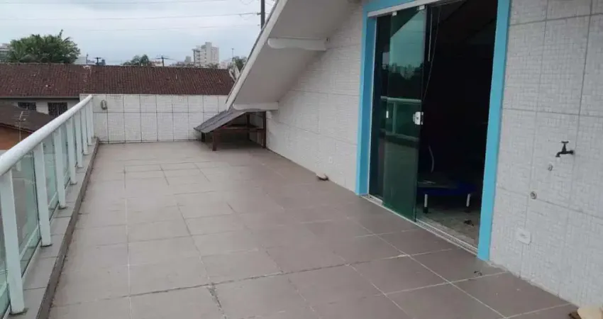 Sobrado para Venda em Guaratuba, Cohapar, 3 dormitórios, 1 suíte, 2 banheiros, 5 vagas