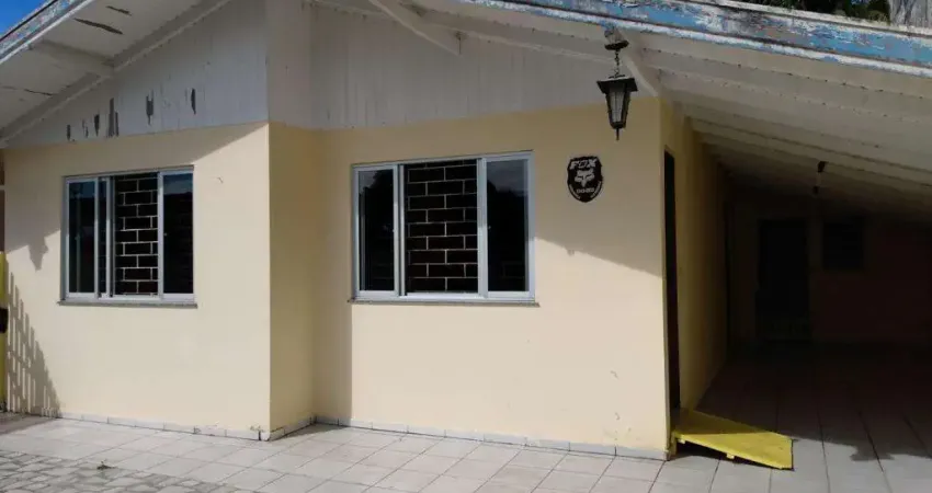 Casa para Venda em Guaratuba, Figueira, 3 dormitórios, 1 suíte, 3 banheiros, 2 vagas
