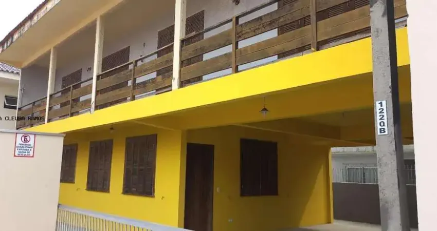 Sobrado para temporada em guaratuba, brejatuba, 4 dormitórios, 1 suíte, 3 banheiros, 4 vagas