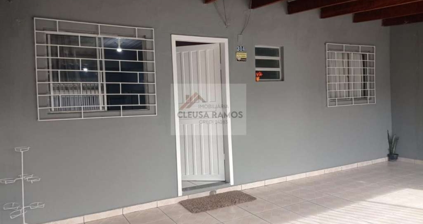 Casa para Venda em Guaratuba, Mirim, 2 dormitórios, 1 suíte, 2 banheiros, 2 vagas