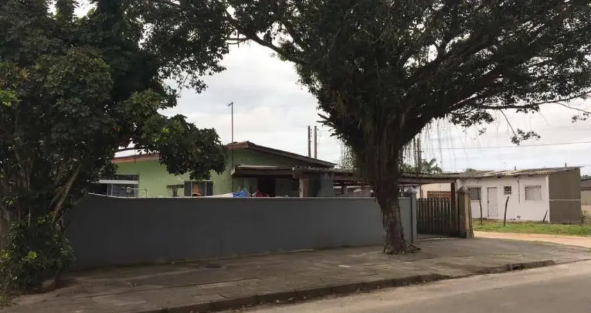 Casa para Venda em Guaratuba, Mirim, 4 dormitórios, 1 suíte, 1 banheiro, 2 vagas