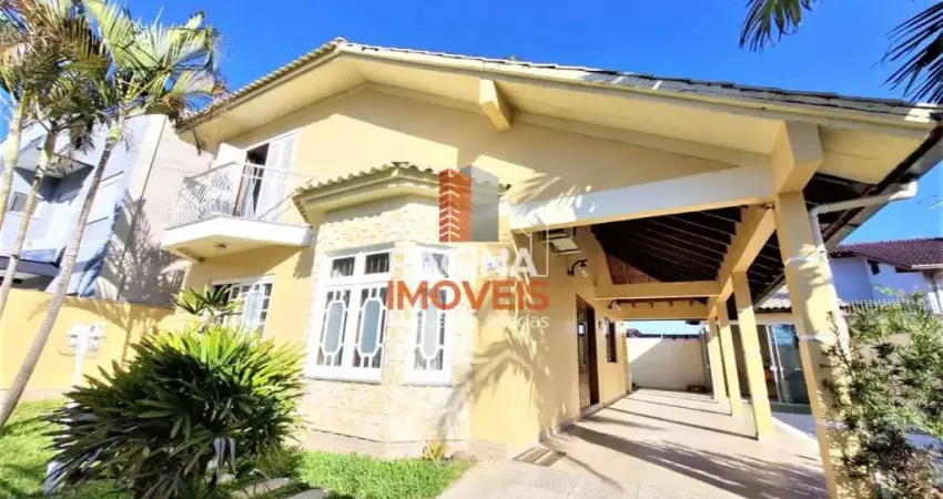 Excelente Casa para Venda com 04 Dormitório sendo 02 Suítes, Piscina e Vagas para 04 Veículos no Bairro Igara em Canoas/RS. - CA72