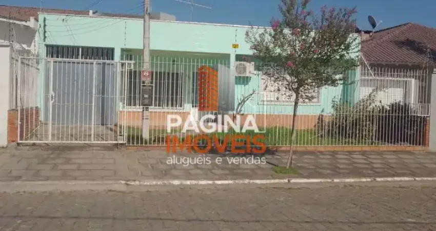 Página 1 Imóveis anuncia ótima oportunidade de &amp;quot;casa&amp;quot; para venda com 3 dormitórios, no Centro de Canoas/RS. - CA496